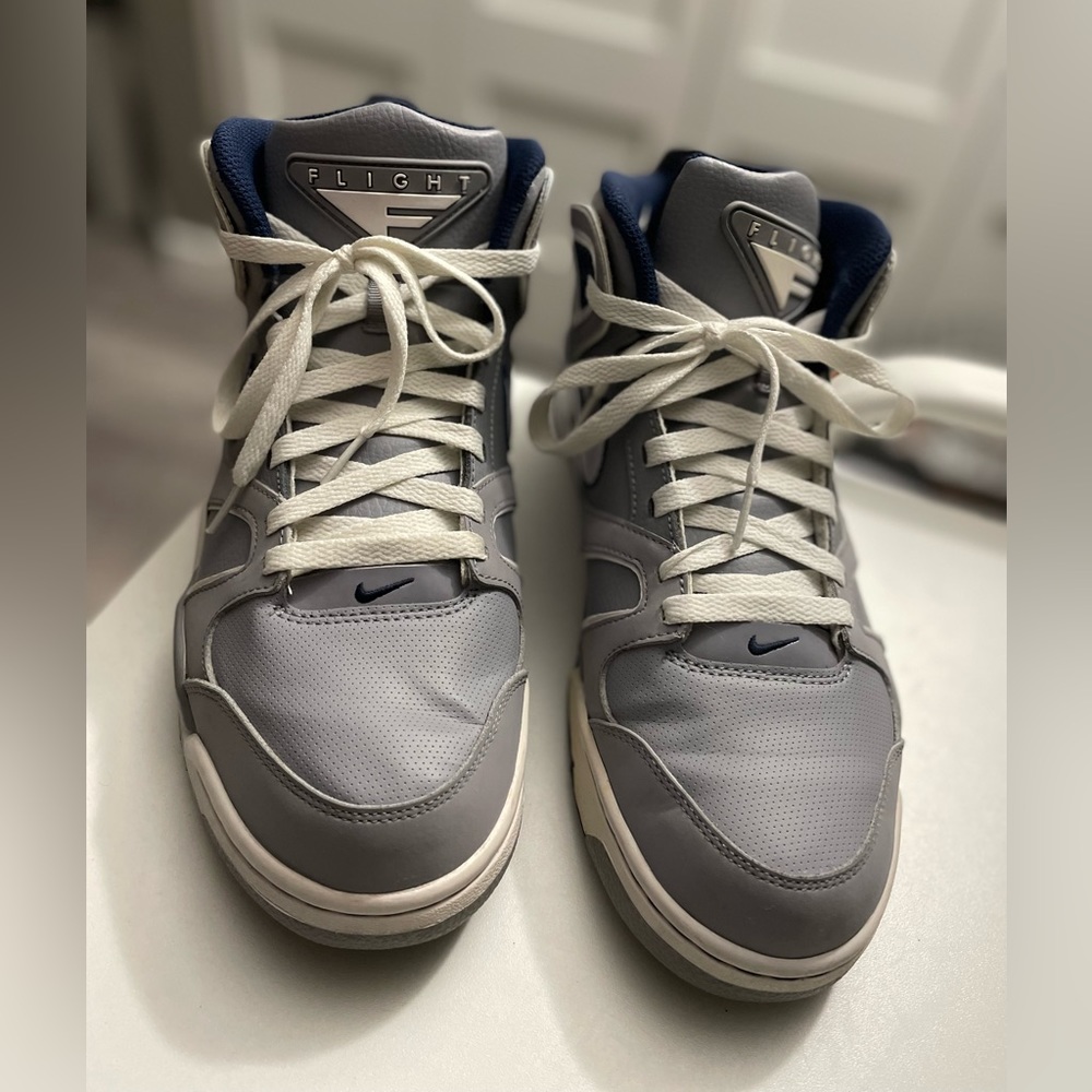 Air Flight Falcons
